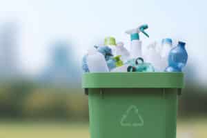 Gestión de residuos plásticos: ¿es rentable reciclarlos?